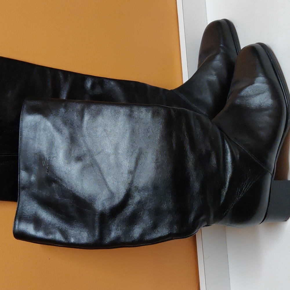 REGENCE CANADA WOMEN'S BLACK LEATHER SIDE ZIP KNEE HIGH INSULATED BOOTS SIZE 11D